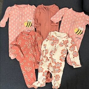 Bundle of 5 Carter’s 2-way Zip Onesies, 3M 💕
